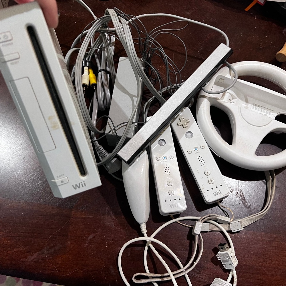 Nintendo Wii & Fit/Sports games